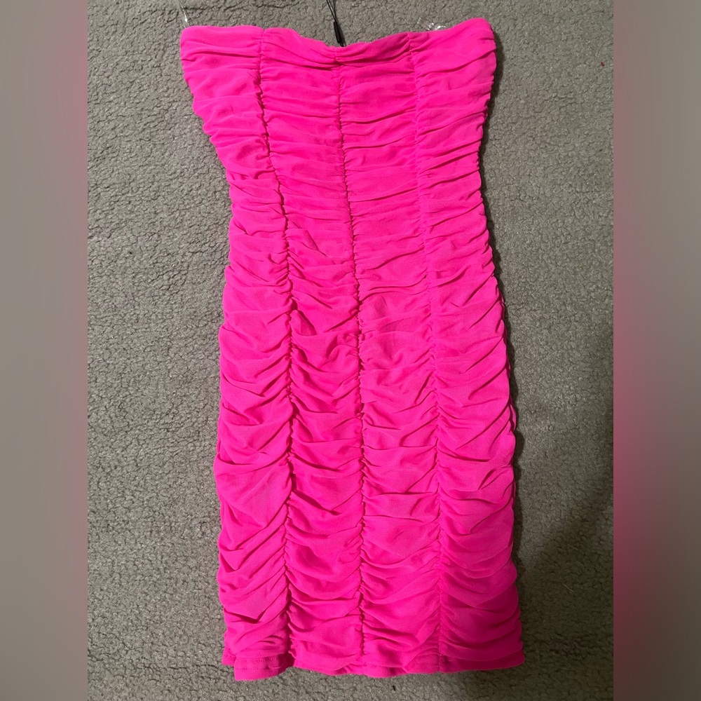 Strapless tube top dress fashion nova BNWT hot pink